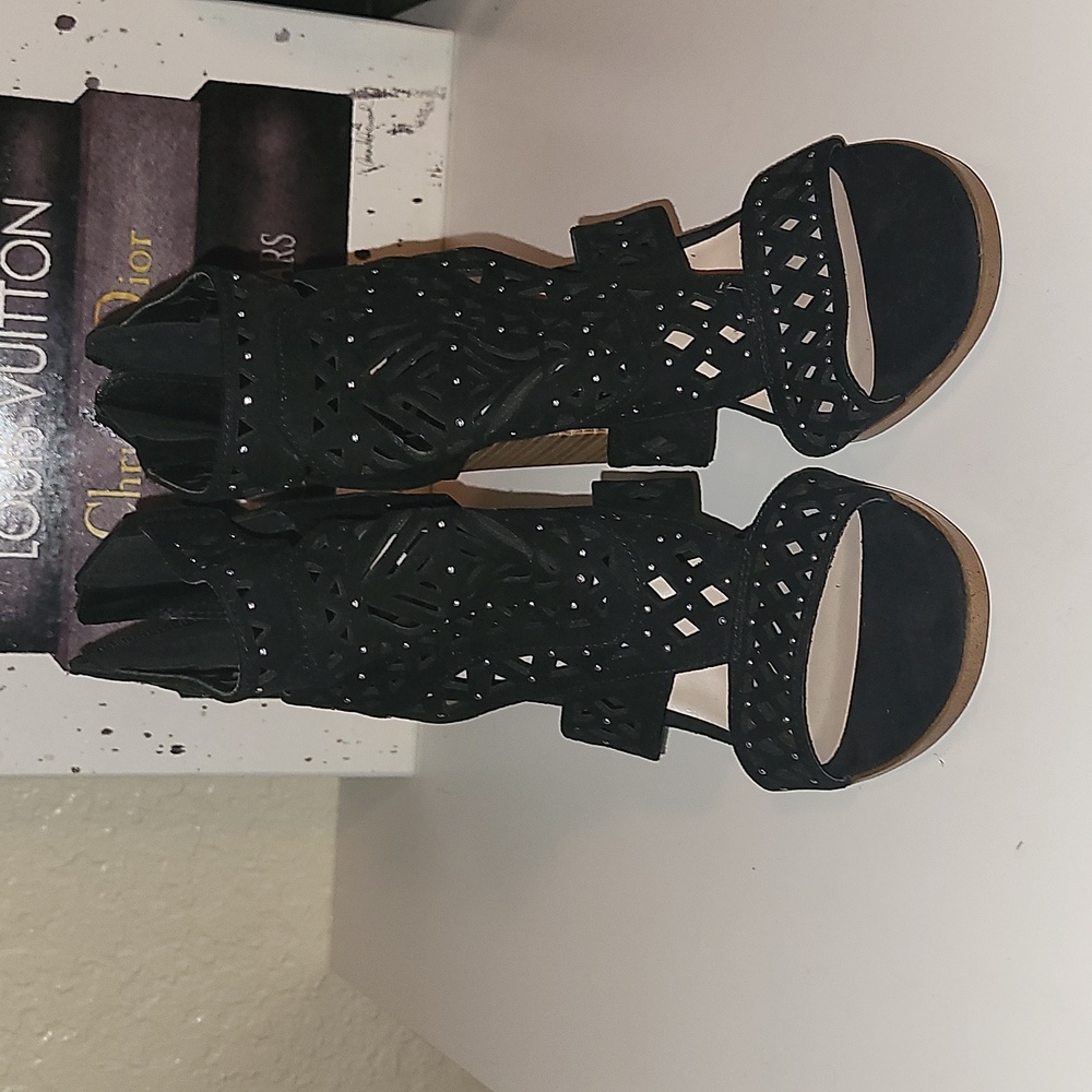Fergalicious By Fergie, Black And Silver, Laser Cut Block Heel Sandal Sz 7